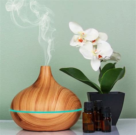 Aromas for Better Sleep: How Certain Scents Can Help You Relax and Unwind